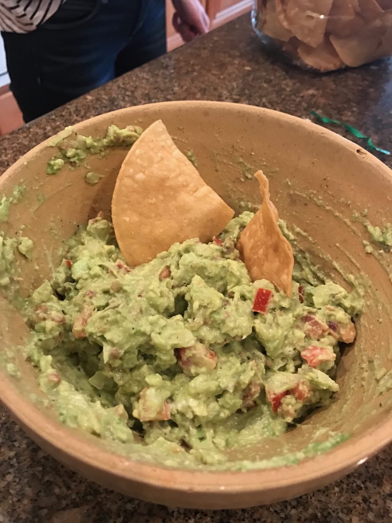 Finished guacamole with tortilla chips